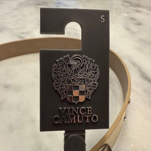 NWT Vince Camuto Pearl Rhinestone Embellished Buckle Belt Gold Size Small main image 4